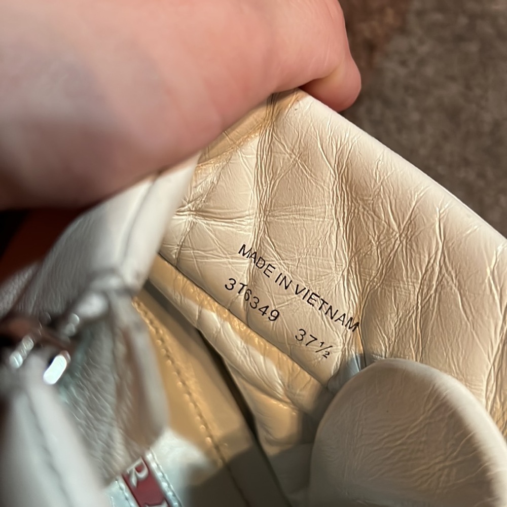 Prada leather women sneakers - Picture 3 of 5